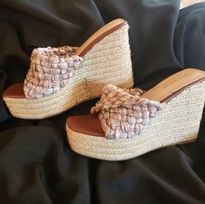 Olivia Miller Irma Wedge Sandals - 7